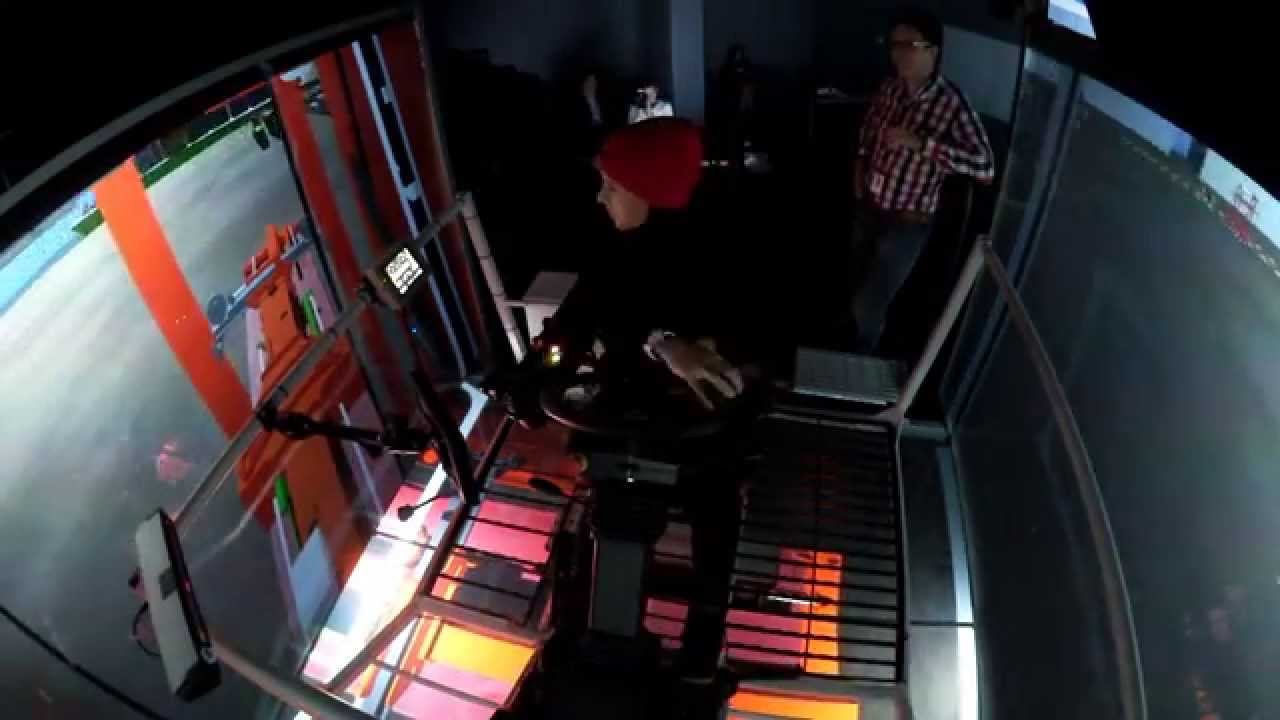 Kalmar Straddle Carrier Simulator -  Kaara TV Story