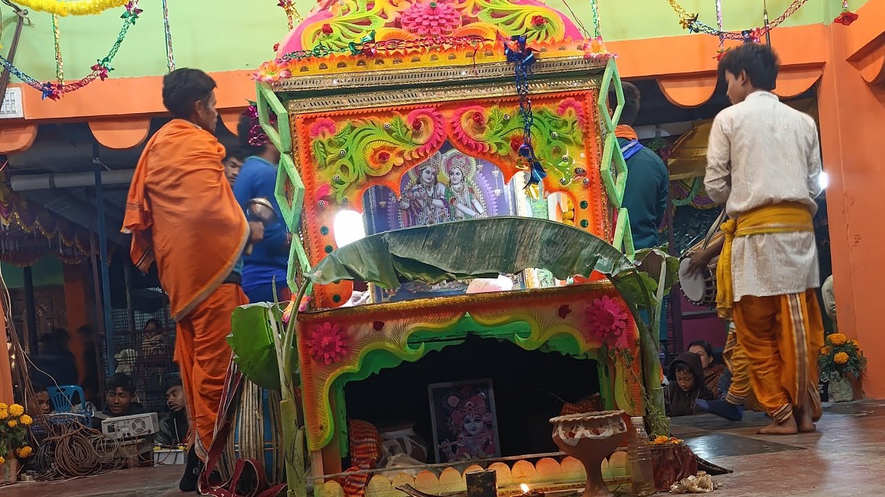 ১নং মধ্য নশরতপুর হরিমন্দির হরিবাসর  মহানাম যজ্ঞানুষ্ঠান চলছে........Hori Vokto - হরি ভক্ত is live!