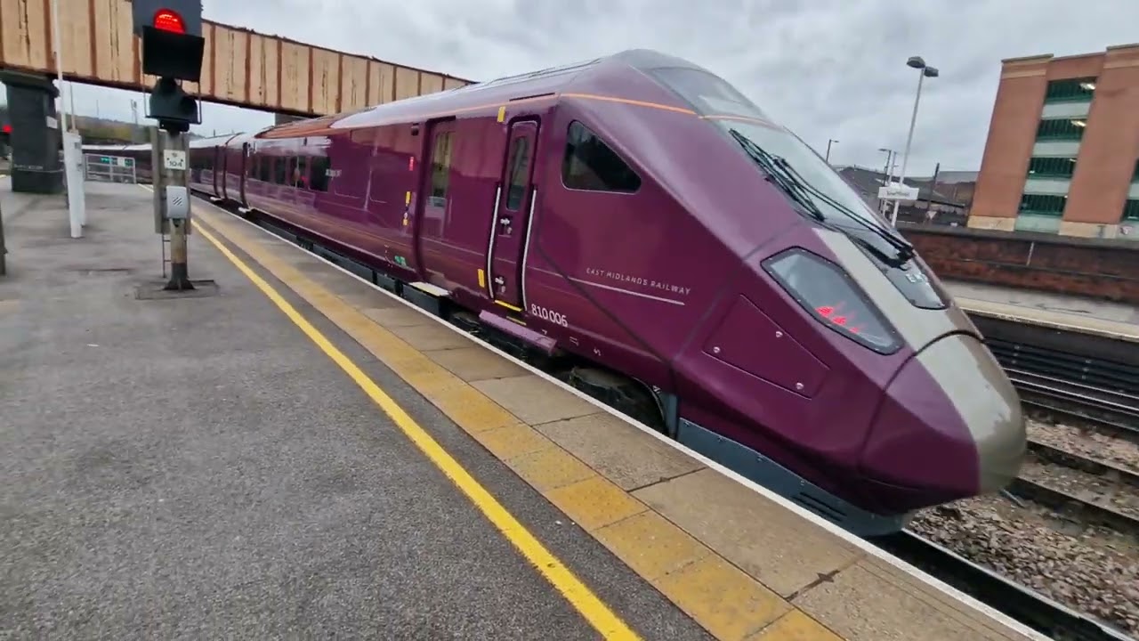 A new Class 810 Aurora (810006) departs Sheffield on the 14:00 to London St. Pancras 9/12/2025