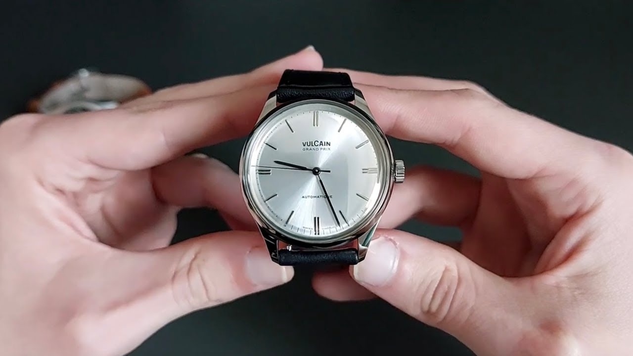 Vulcain Grand Prix : une montre néo-vintage élégante ? L'avis de Romain