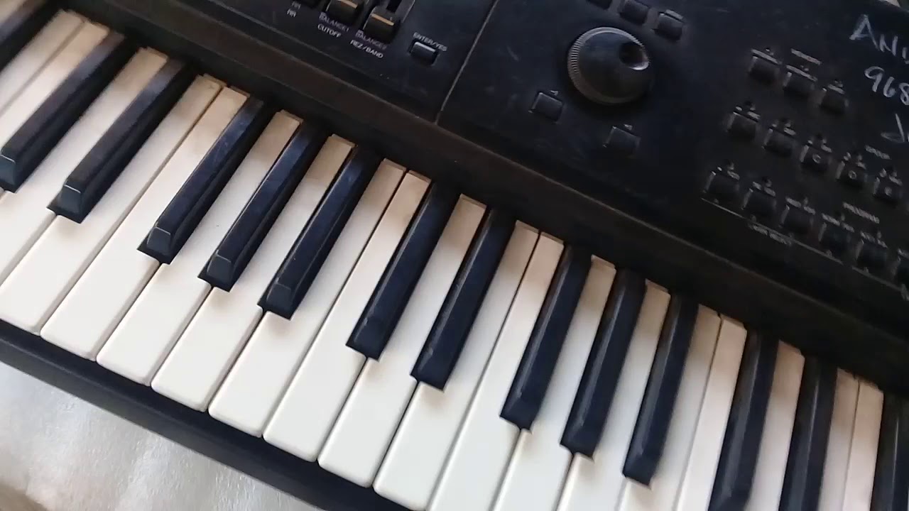 YAMAHA SY85 DESPROGRAMADO