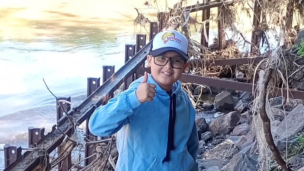 Visitando lugares de pesca en nuestro pueblo andino!! Siempre sorprendiendo el rio carcaraña