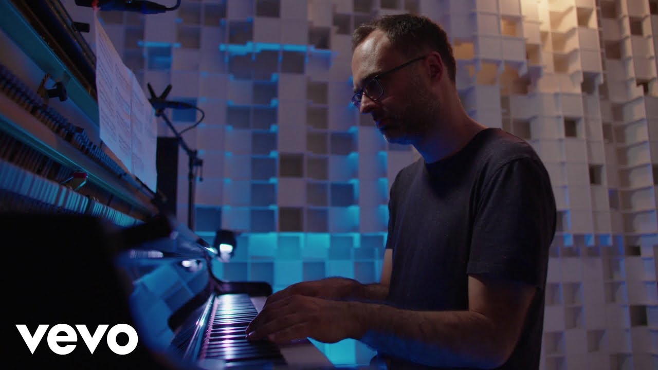 Luke Howard - Passion / Sleep (Live)