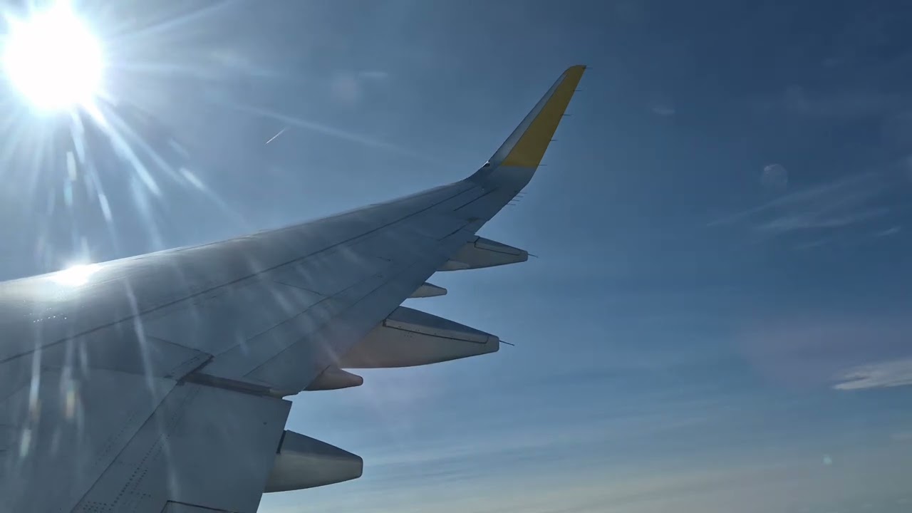 Vueling A321 flight Barcelona - Menorca