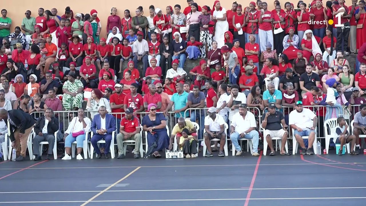DIRECT DIRECT. Finale de la Coupe de Mayotte Hommes : Combani HC et ASC Tsingoni