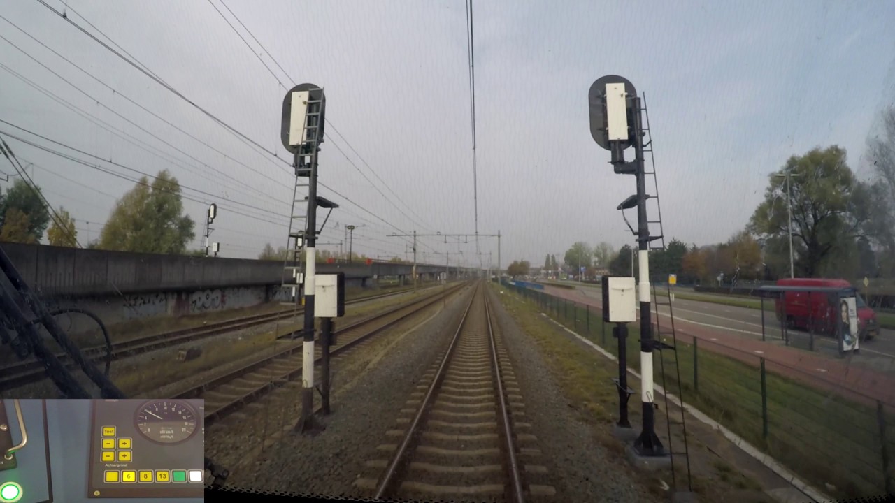 A train driver's view: Amsterdam Sloterdijk - Hoorn Kersenboogerd, SLT, 12-Nov-2016.