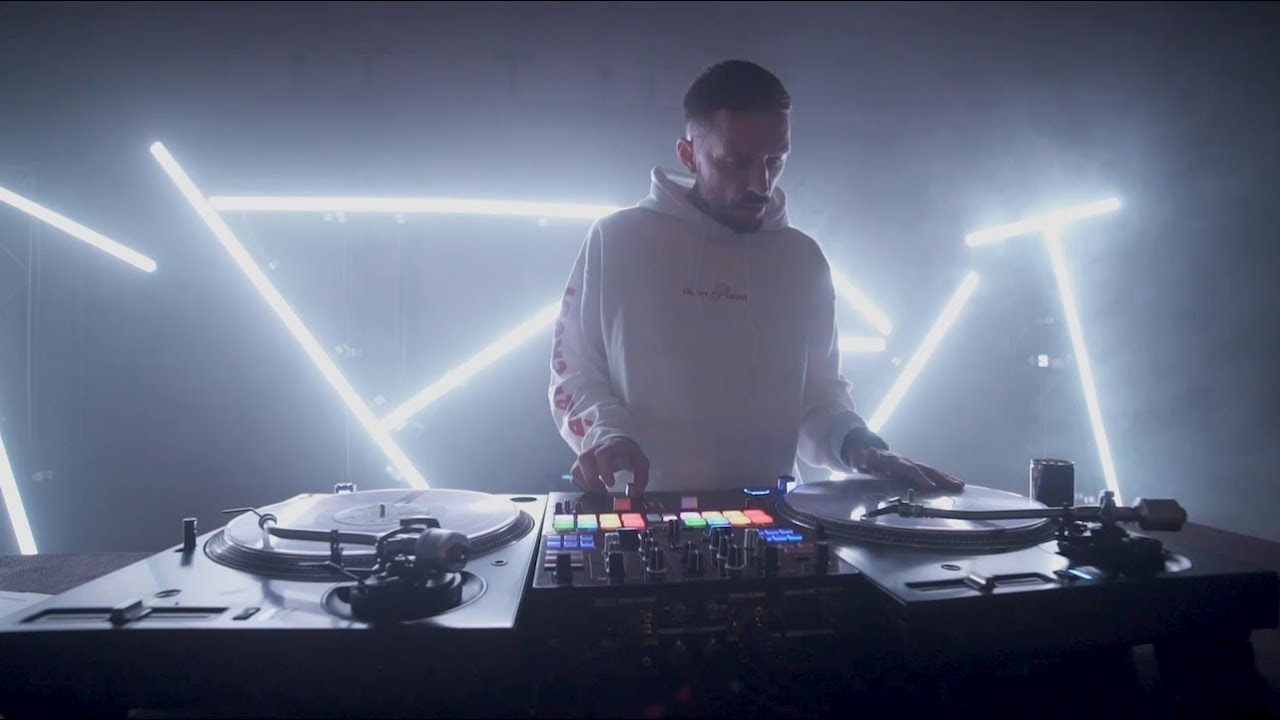 Eskei83 - All Day Routine using SoundSwitch for Serato DJ