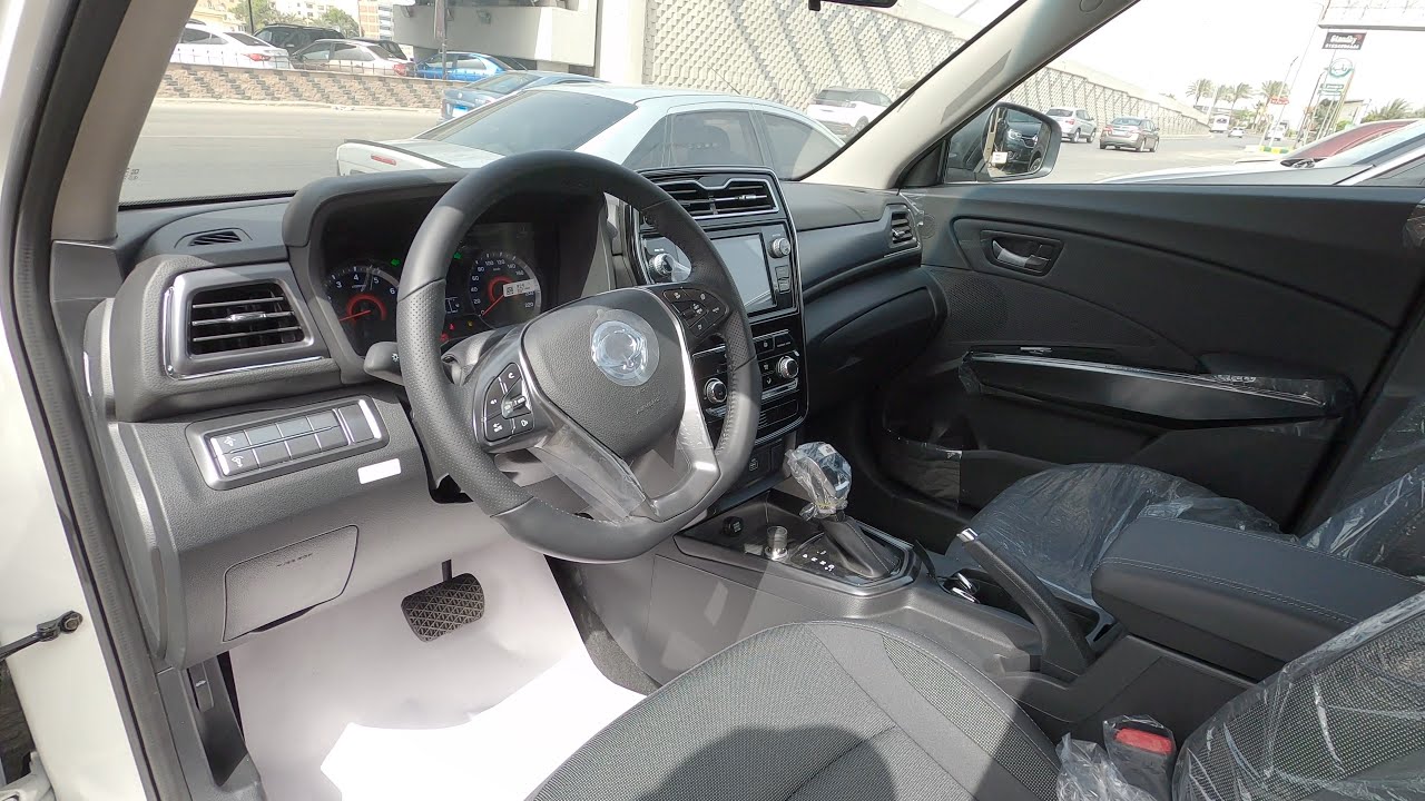 Обзор салона Ssangyong Tivoli XLV 2022 Style White ASMR