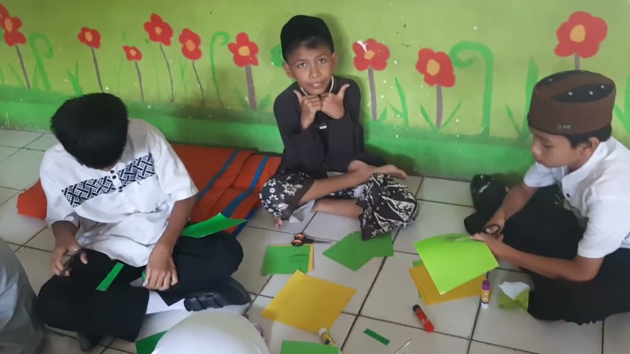 4B MEMBUAT KETUPAT TIDAK BISA DI KONSUMSI