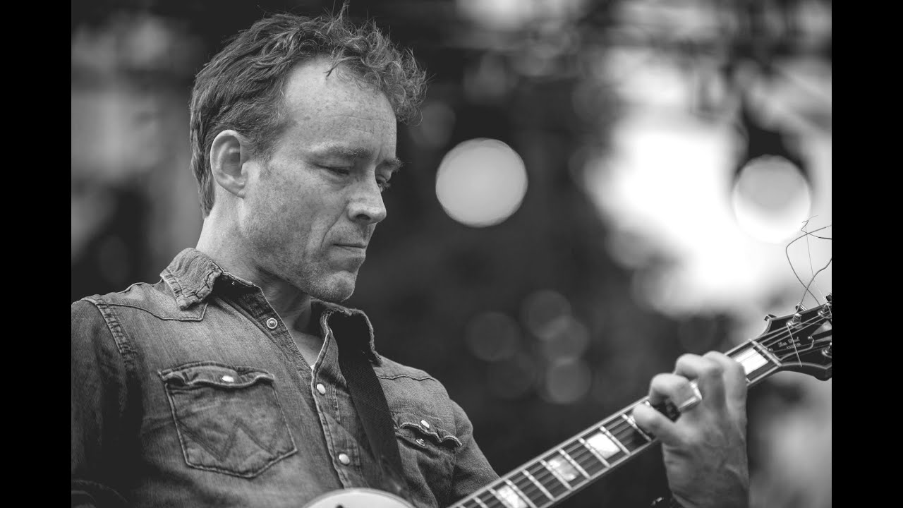 Low - Do you know how to waltz? (Live at Rock the Garden 2013)