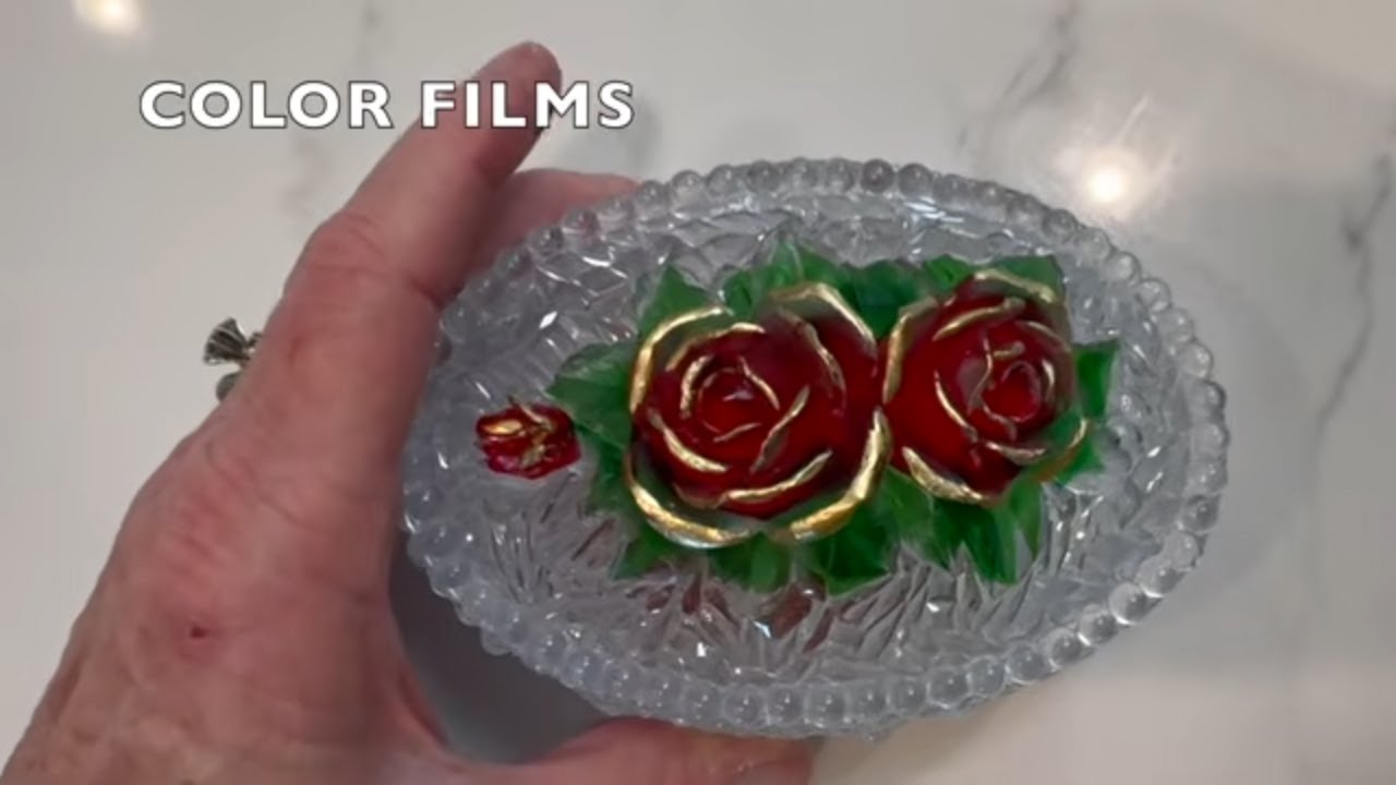 Обязательно посмотрите советы и хитрости по окрашиванию смолы. Вставка в смоляные формы.