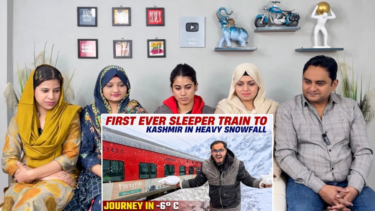 First New Sleeper Train To Kashmir In Heavy Snowfall | Katra To Srinagar Train Journey | Reactology