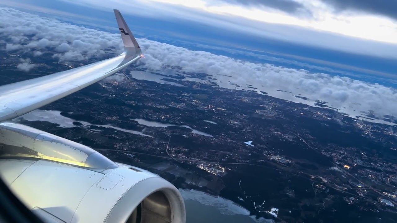 Finnair Airbus A321 Takeoff from Helsinki Vantaa Airport