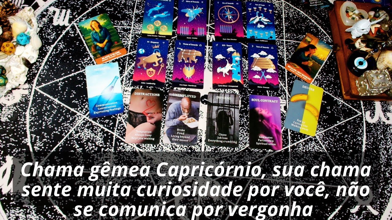 Chama gêmea Capricórnio, sua chama sente muita curiosidade por você, não se comunica por vergonha 