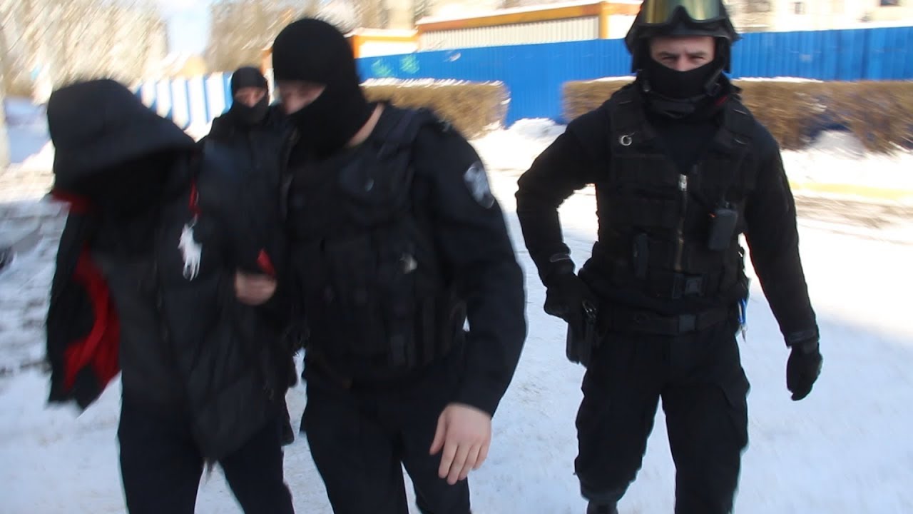 Полиция и Росгвардия задержали в Калининграде находившегося в розыске поджигателя