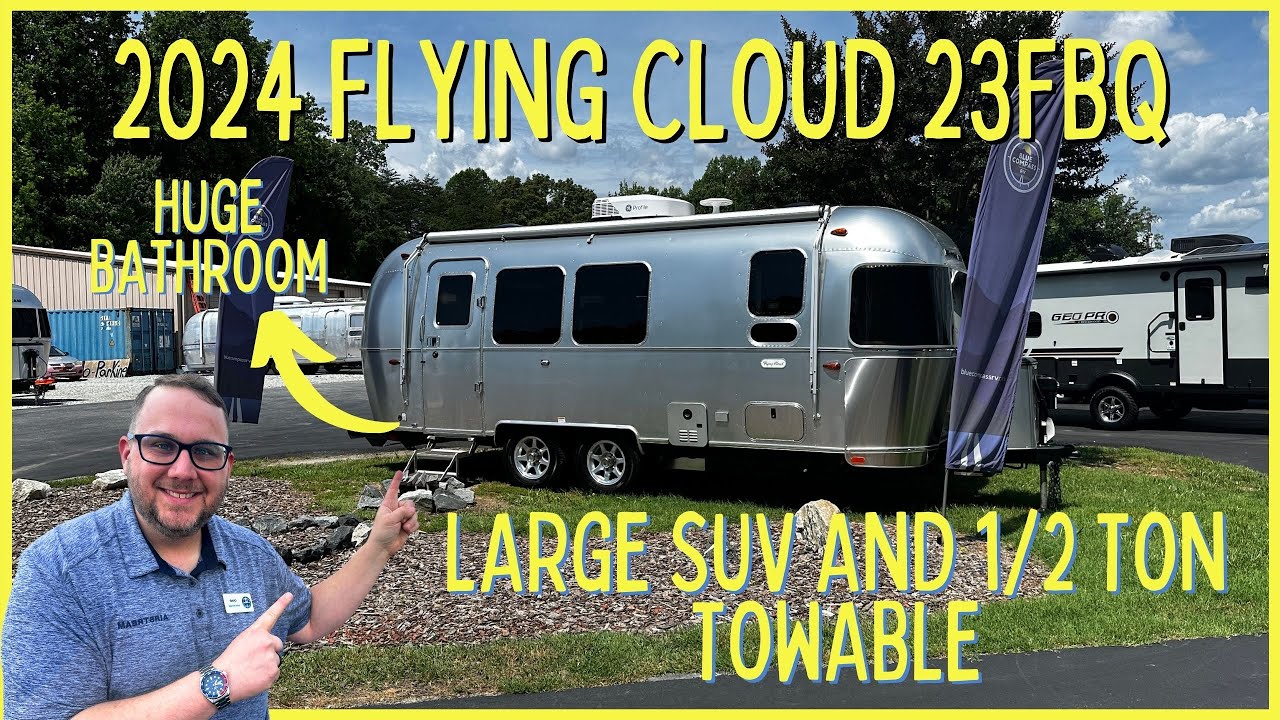 Самый короткий двухосный Airstream - Airstream Flying Cloud 23FB 2024 года с двуспальной кроватью...