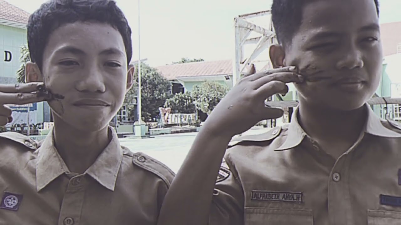 Video Tema Hari Pahlawan Kelas 7.6 SMP N 1 Metro