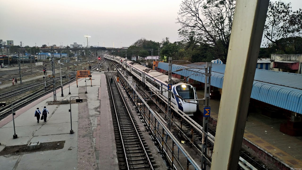 20706 Mumbai CSMT – Jalna Vande Bharat Express Arrives at Chhatrapati Sambhajinagar Aerial View