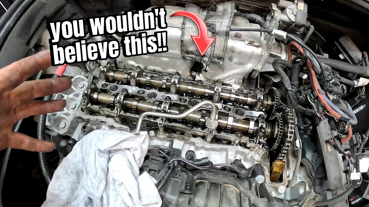 mini countryman 1.6d n47 oil leak. cracked camshaft cover