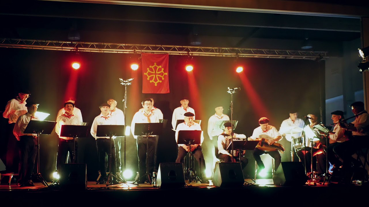 Se canta per Los Gojats del Porti au festival Balad'Òc Tula 2018 (Tula, Tulle) L'Hymne occitan