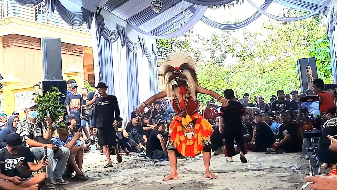 SOLAH LINCAH BUJANG GANONG DUA KENTHUS PENAK BANGET..