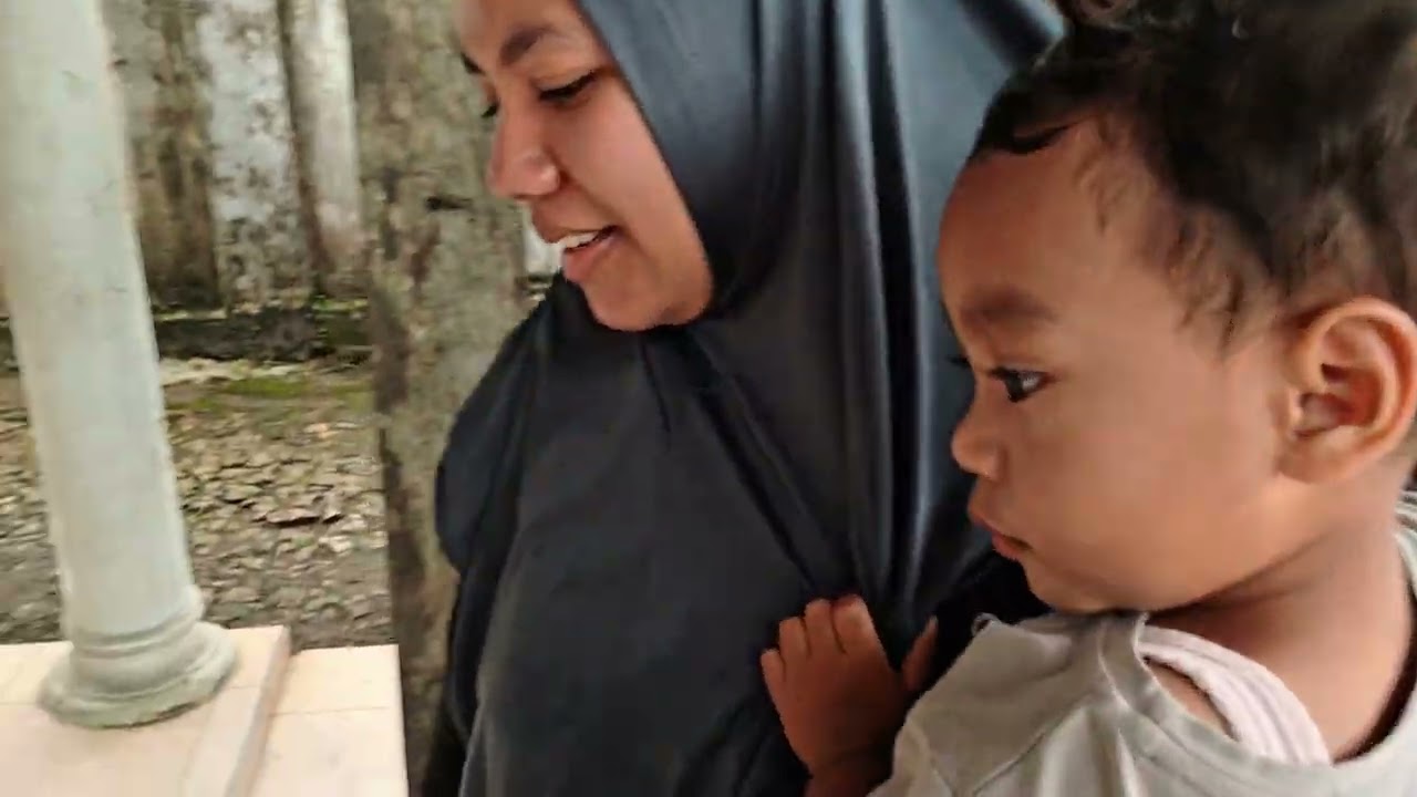 Starla lagi flu!!??, berobat dulu biar sehat buat jalan-jalan Emir nanti gaes