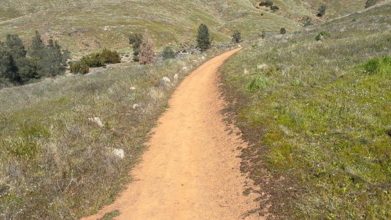 This High Sierra Hike Felt Different [4K]