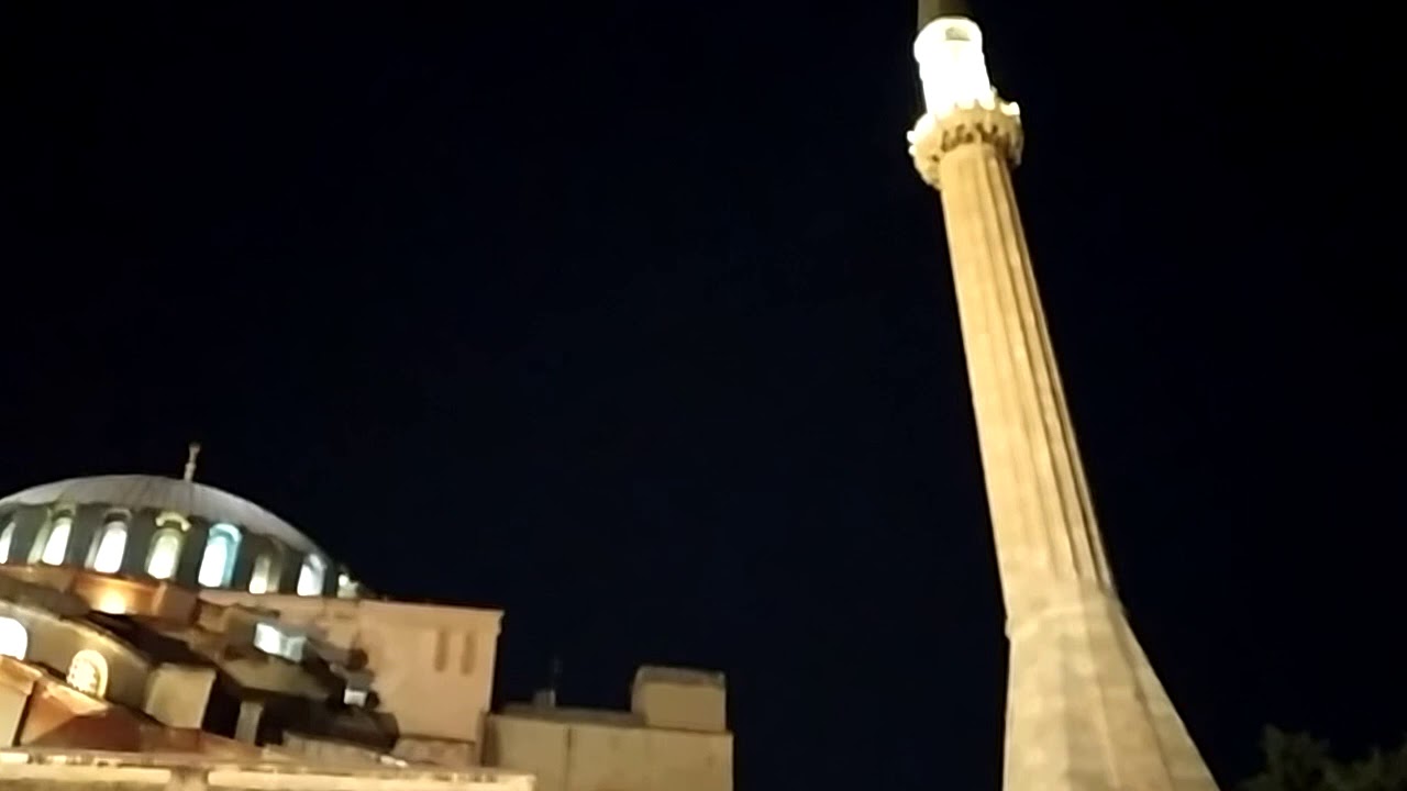 Ayasofya Camiinde Yatsi Ezani 5.8.2020.çarşamba