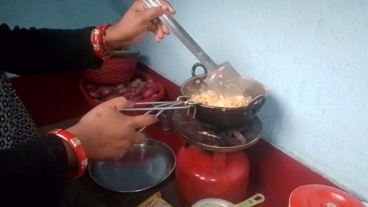 Dekhiae Maggi banane ka