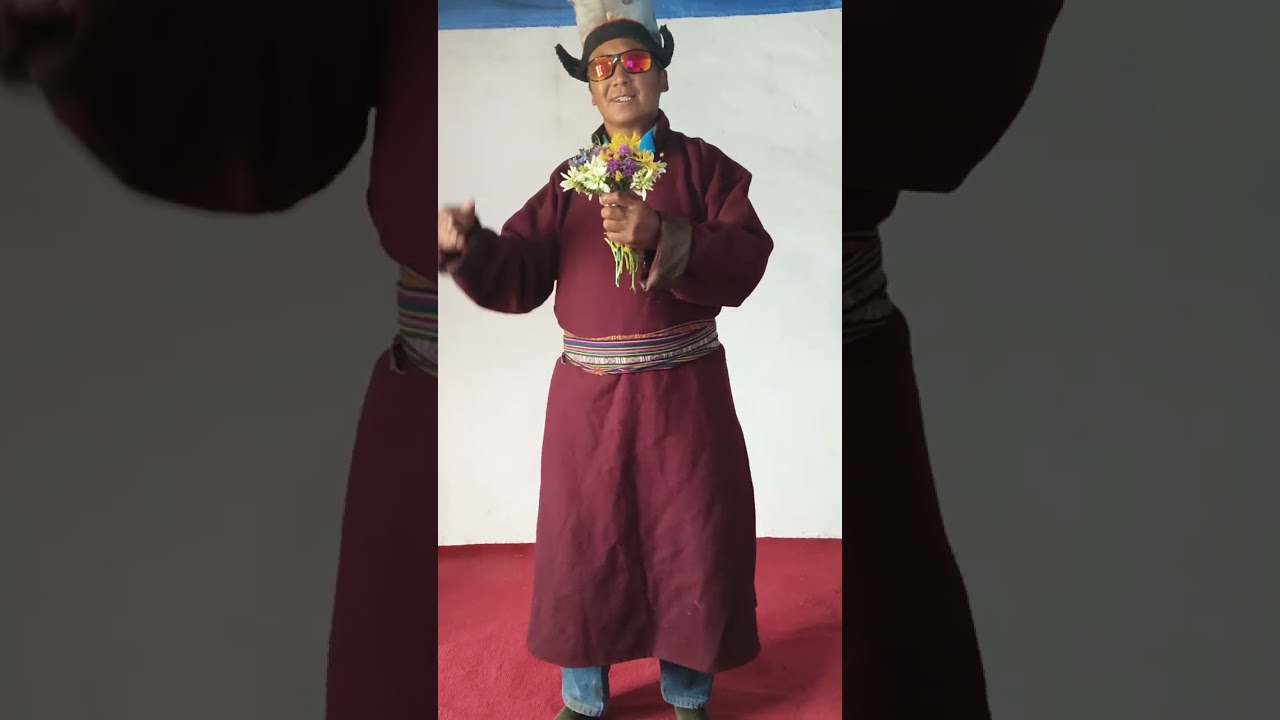 LADAKHI FOLK SONG.   LAKHALA YAASPY MENTOK.    LIKE and subscriber.    Thanx all of you