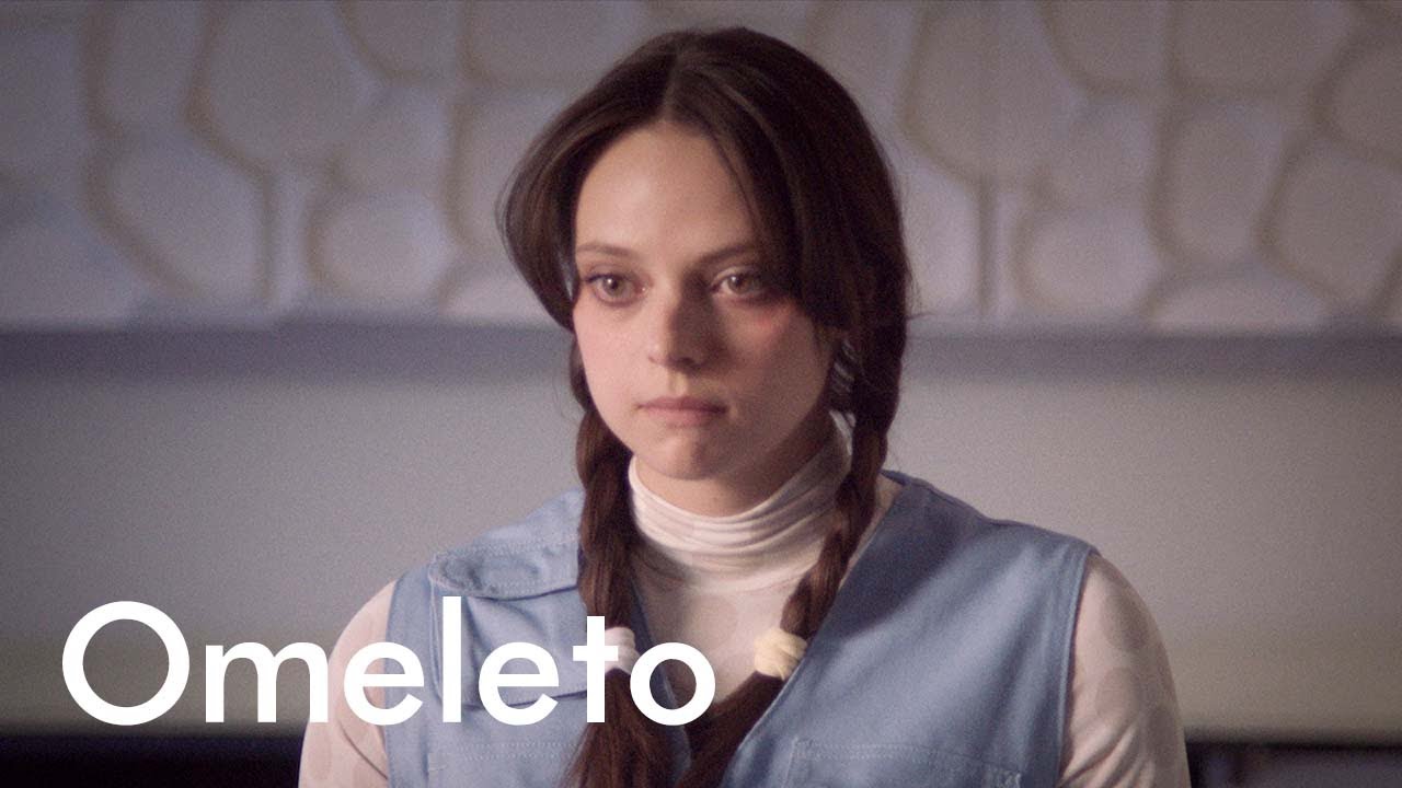 COMPUTER LOVE | Omeleto Sci-Fi