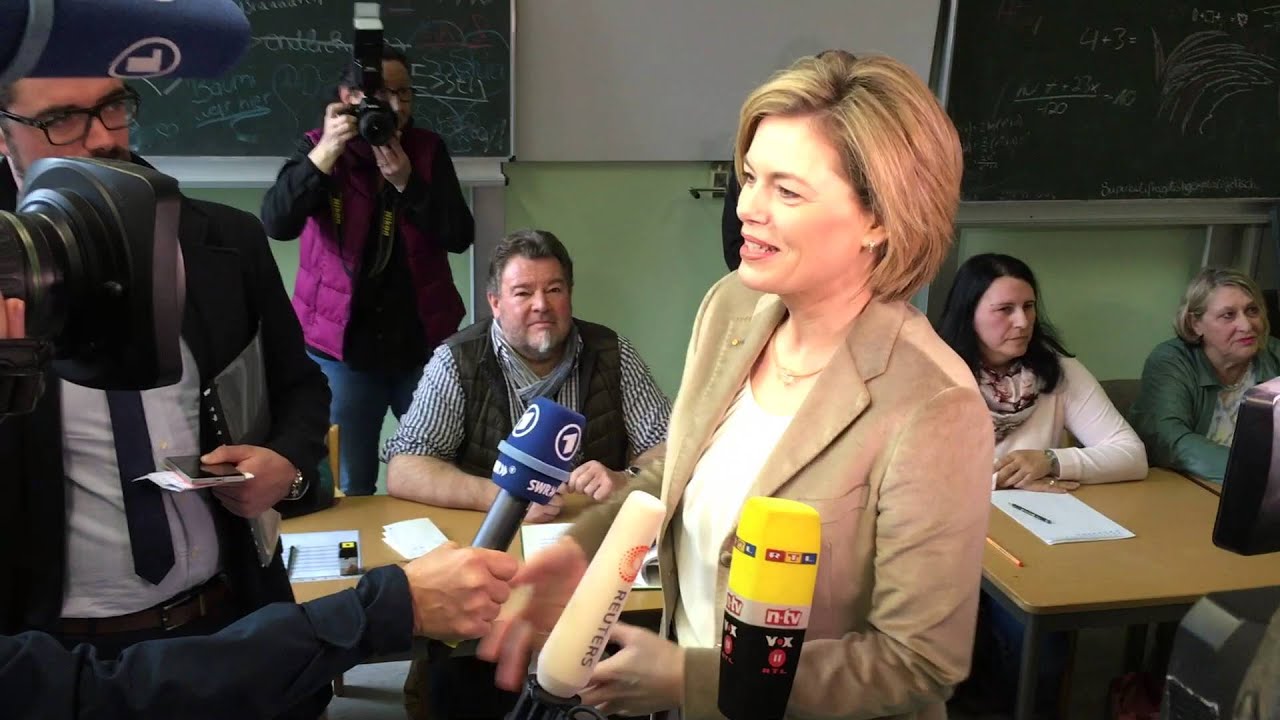 Landtagswahl RLP 2016: Julia Klöckner gibt ihre Stimme ab