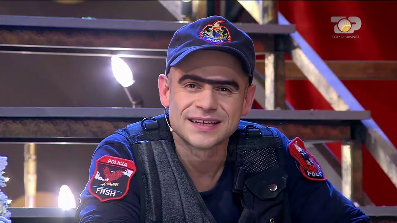 Duke pritur Diellin - 2 Policat ( Prinderit në gjumë )