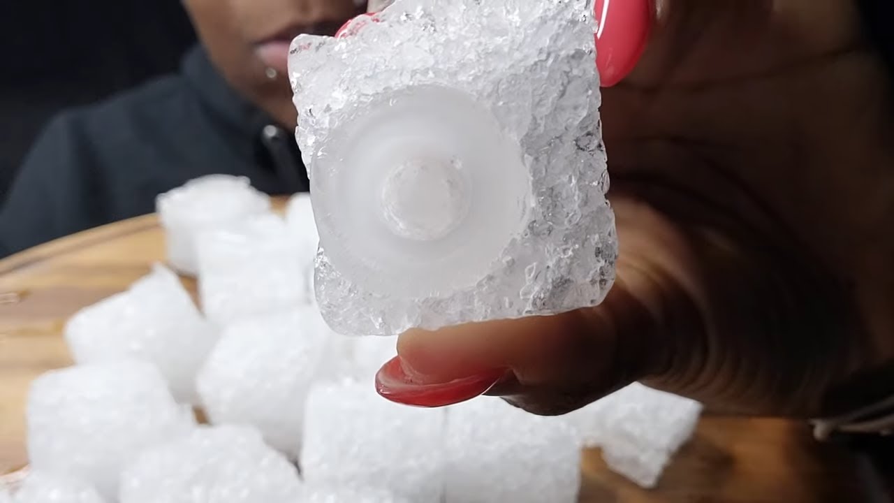 SHAVE ICE CUBES STUFFED WITH IGLO | #iceeating #asmr #asmrice