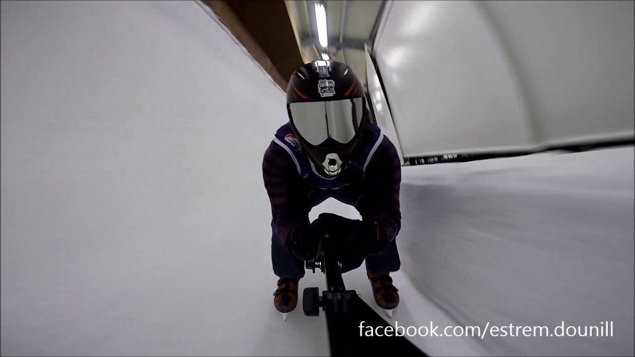 Ice skating on Sigulda's Bobsleigh track