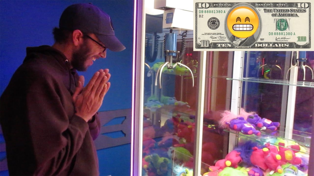 $10 E Claw Challenge Goes Horribly Right! - How Rigged is it? Arcade Jackpot Fun