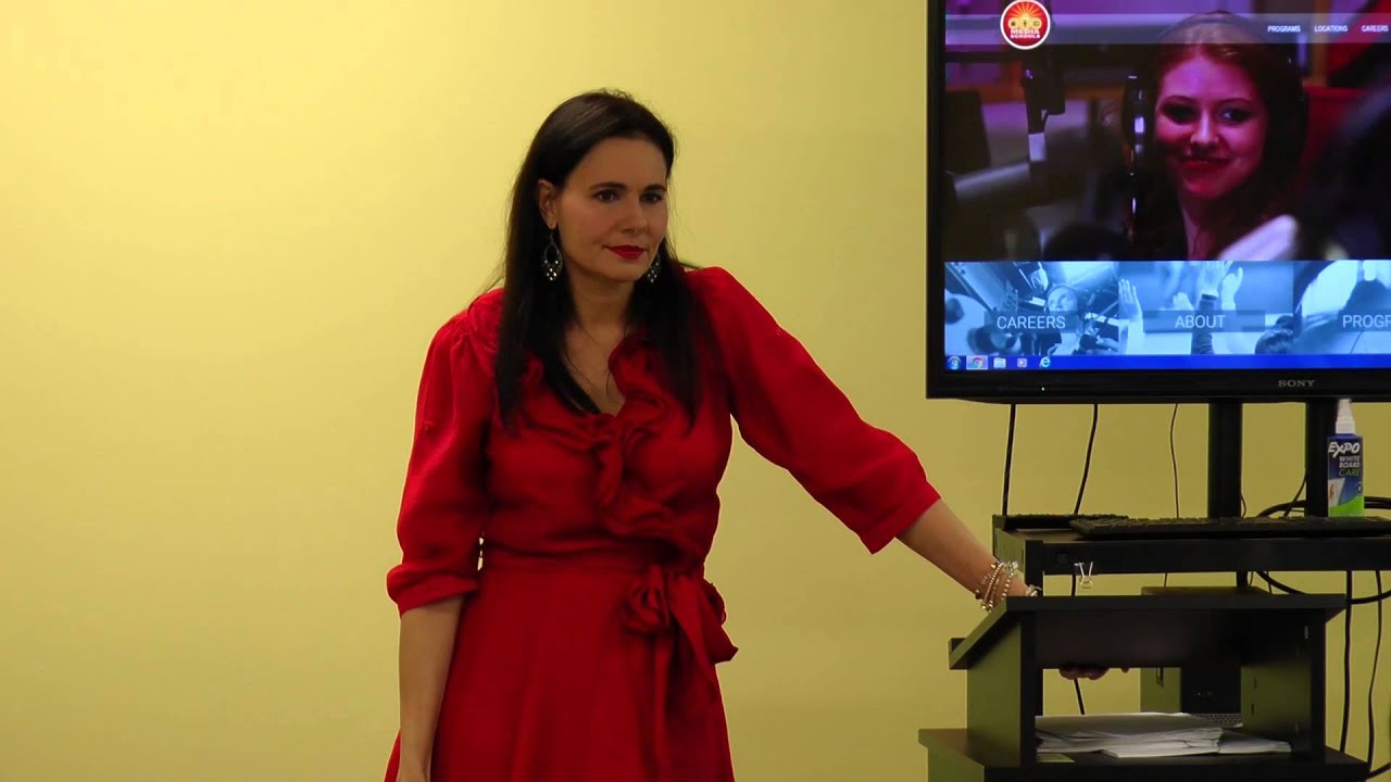 Giselle Andres visits Miami Media School (en Español)