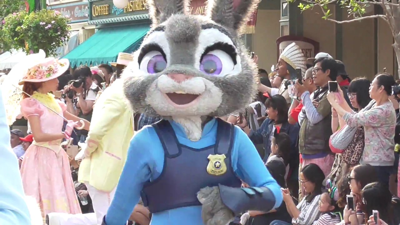 [HKDL] Disney Friends Springtime Processional 2018/4/18 [Town Square]
