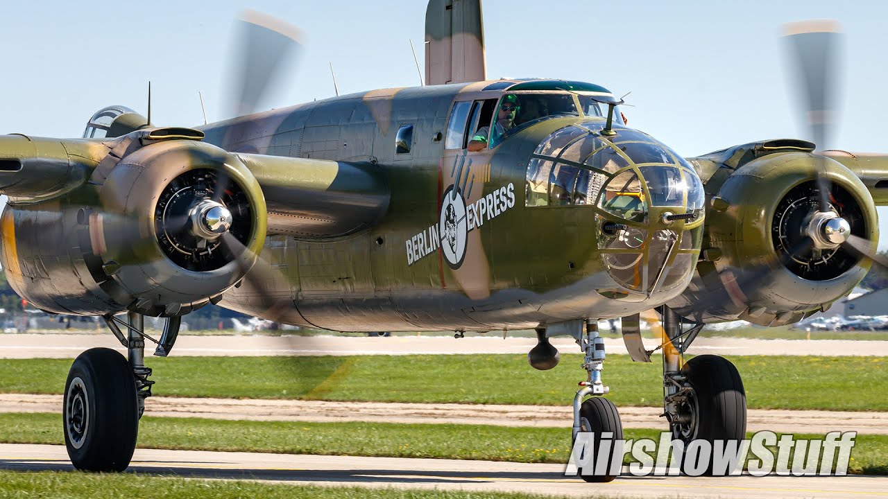 Oshkosh Arrivals and Departures - Friday - EAA AirVenture Oshkosh 2021