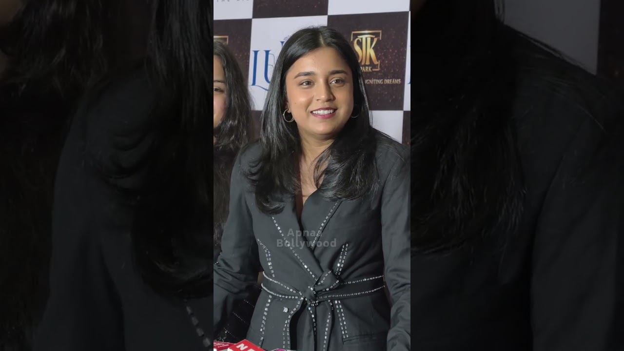 Sumbul Touqeer Family Talking About Their Roles and Skill like Singing Acting Producer for Aaj Sach 
