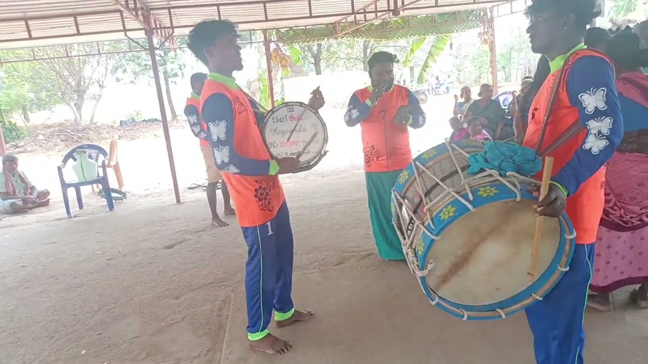 செந்தாழம் பூவில் வந்தாடும் தென்றல் பாடல் 