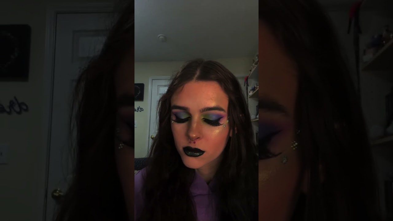 #makeup