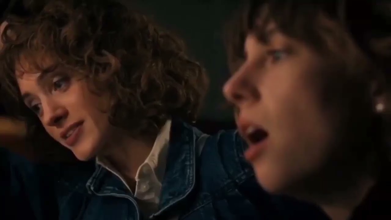 [RONANCE] ➵ gay in a library