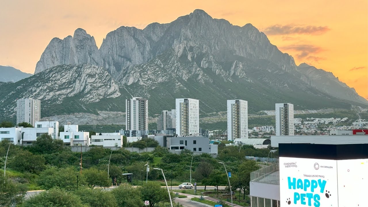¡Los Restaurantes de una zona muy EXCLUSIVA en Santa Catarina! 😱