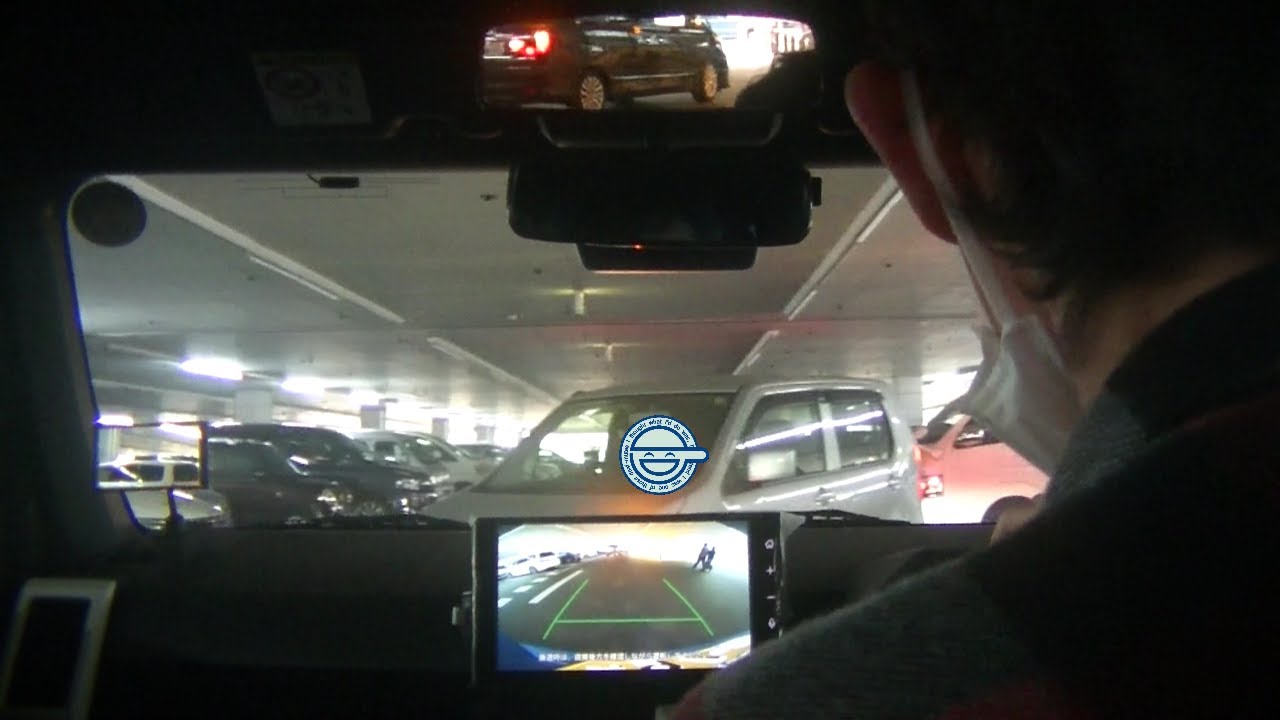 車載動画　駐車場で車同士お見合い【2022年12月4日】LA900S ダイハツ タフト・Gターボ