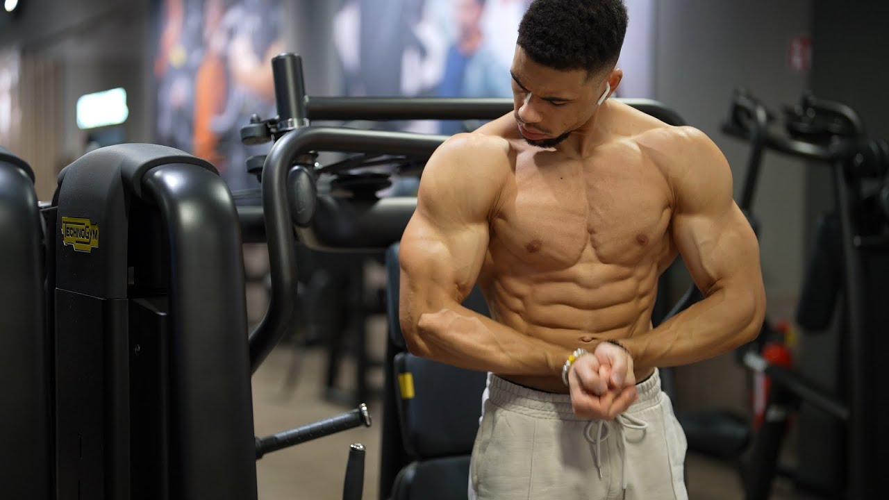 CHEST DAY! | Kelvinfiti