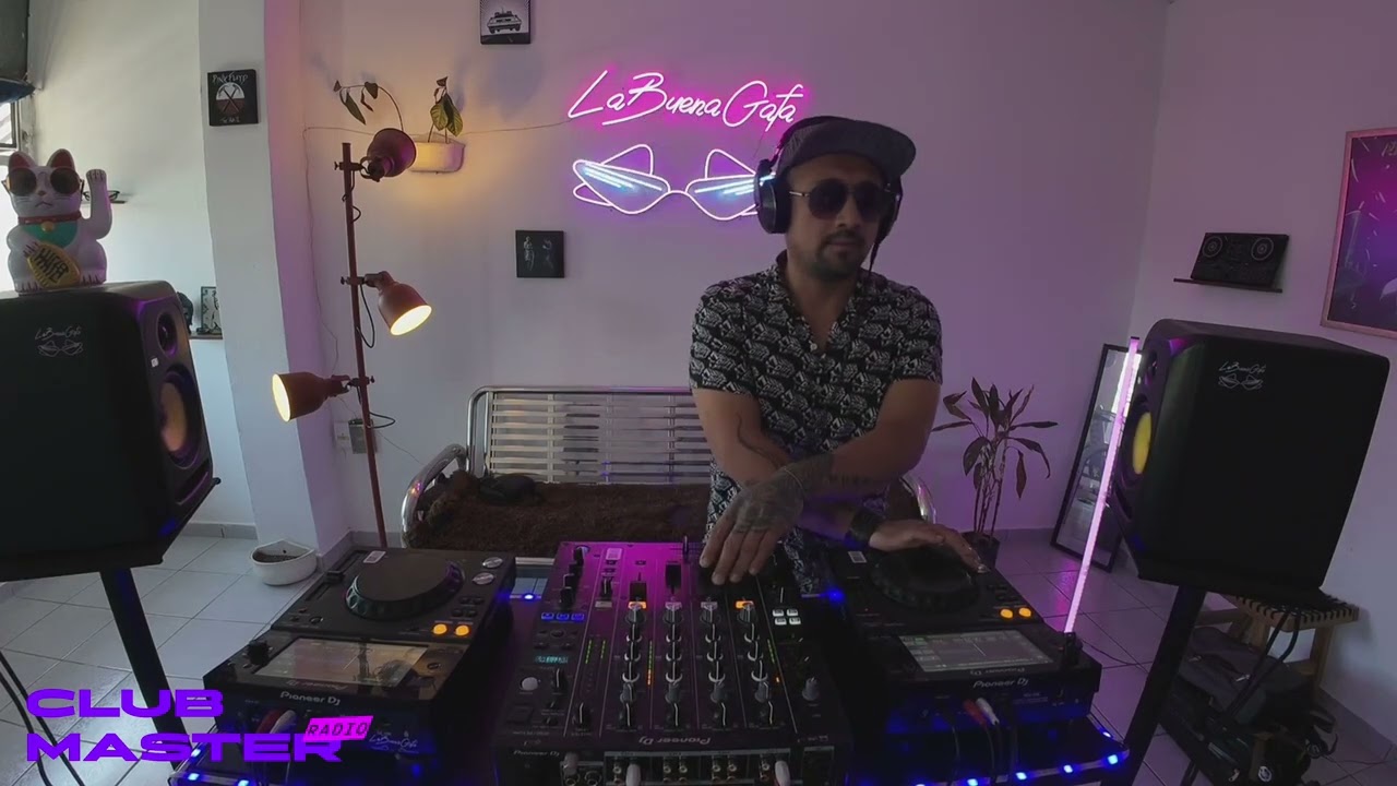 CLUBMASTER RADIO by La Buena Gafa presents Alberto Montéz