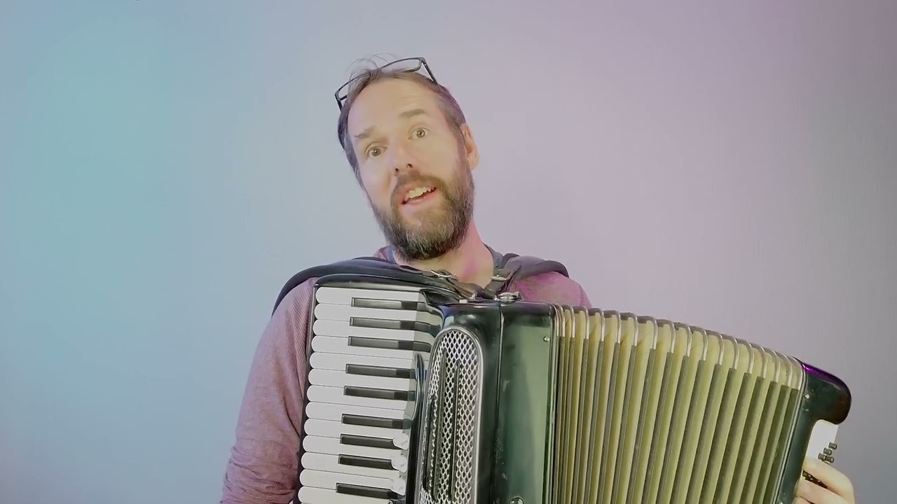 Giulietti Classic 47 4 voice musette 120 bass piano accordion