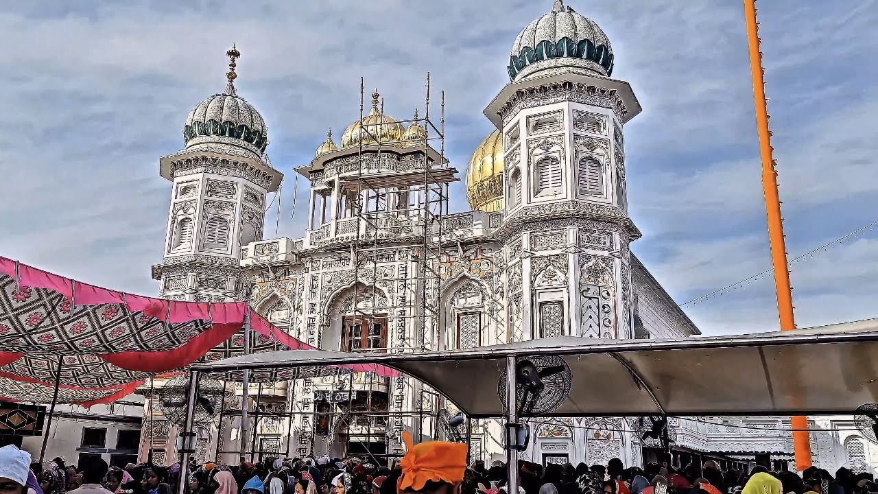 Raja Sahib Gurudwara in India | Darbar k Andaar ka View | Mazara  #jairajasahibji @gauravtejivlogs