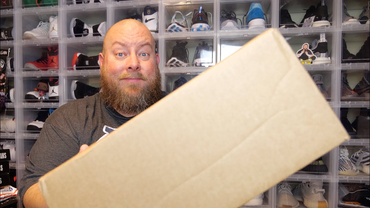 Opening a $300 Fugitive Toys Funko Pop GRAIL Mystery Box